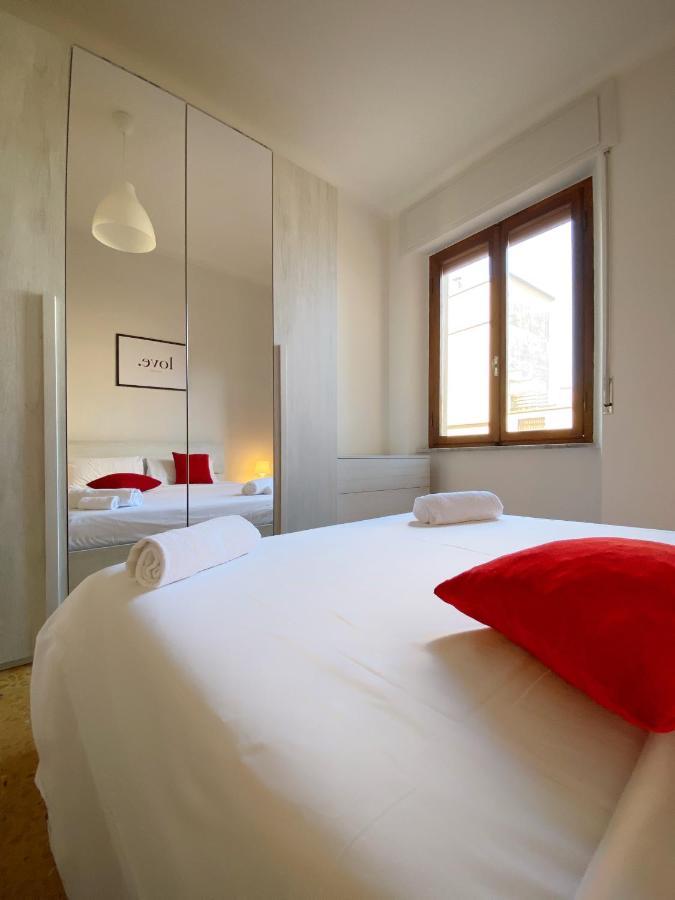 Comodo E Confortevole Nel Cuore Pulsante Di Pise Extérieur photo
