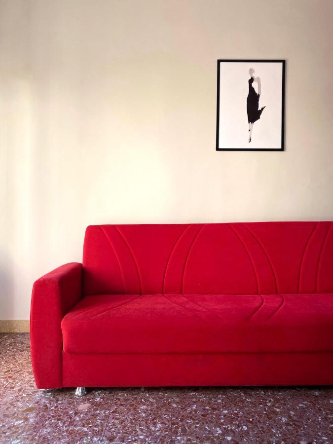 Comodo E Confortevole Nel Cuore Pulsante Di Pise Extérieur photo